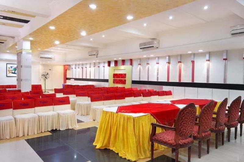 Hotel Mandakini Palace Kanpur Einrichtungen foto